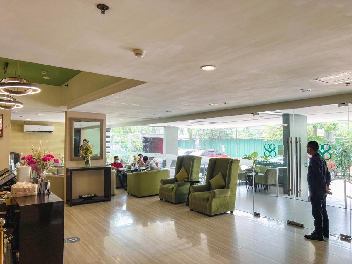 88 Courtyard 3* Pasay