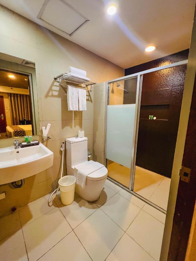 88 Courtyard 3* Pasay