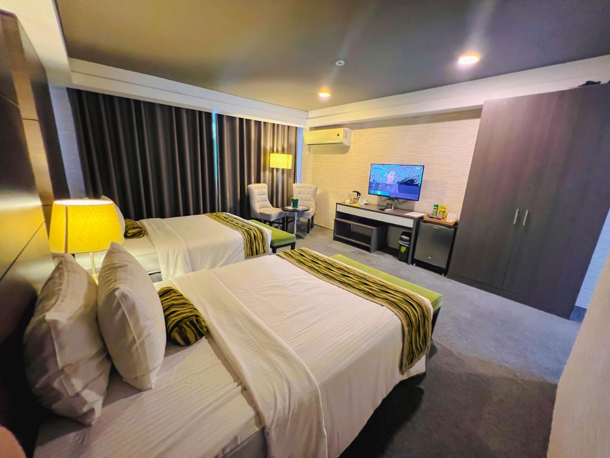 88 Courtyard 3*