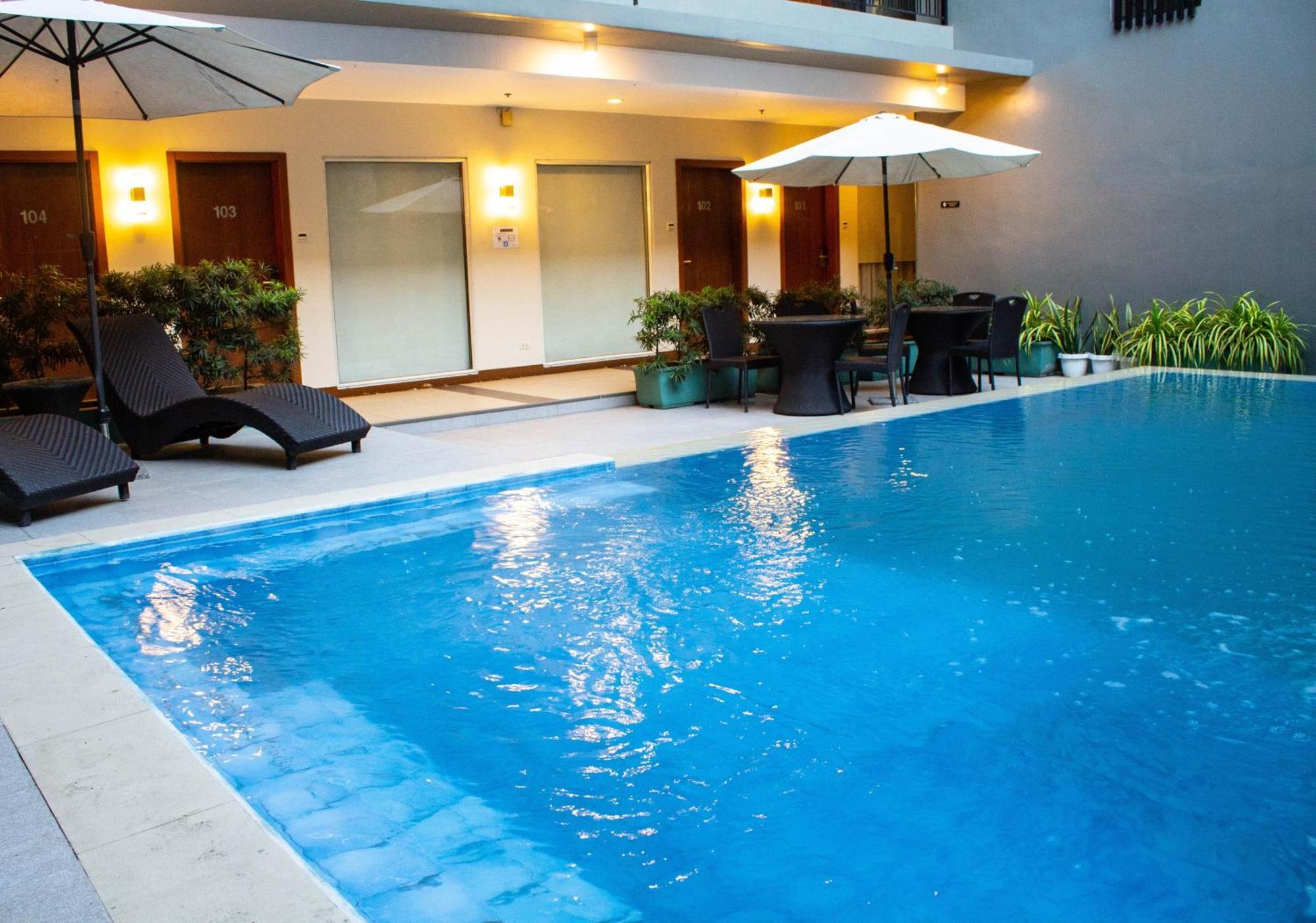 88 Courtyard Pasay