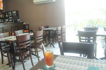 88 Courtyard Hotel 3*