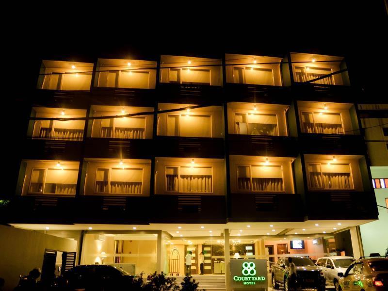 88 Courtyard Hotel