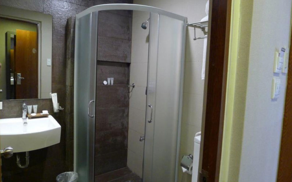 Hotel 88 Courtyard Pasay