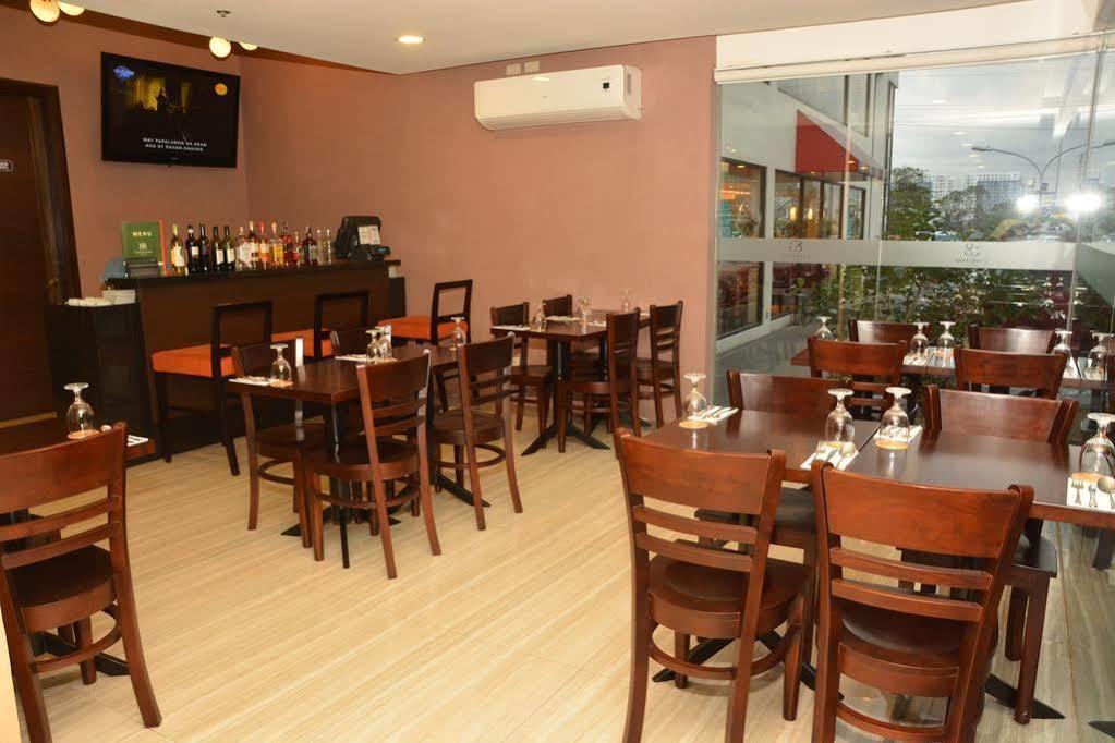 Hotel 88 Courtyard Pasay
